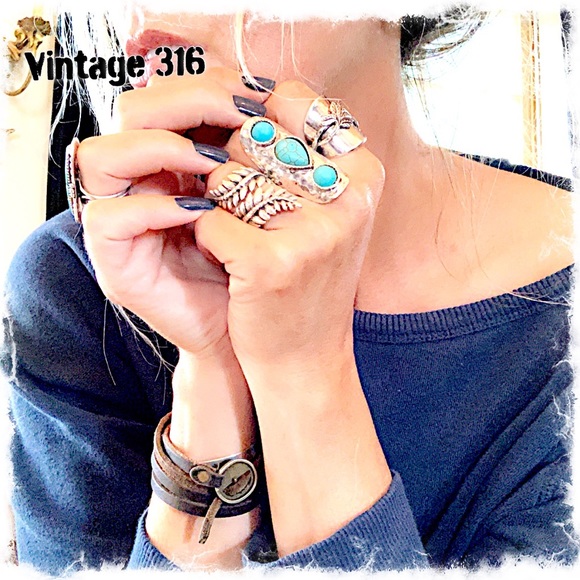 Triple Stone Turquoise Ring - Picture 8 of 8